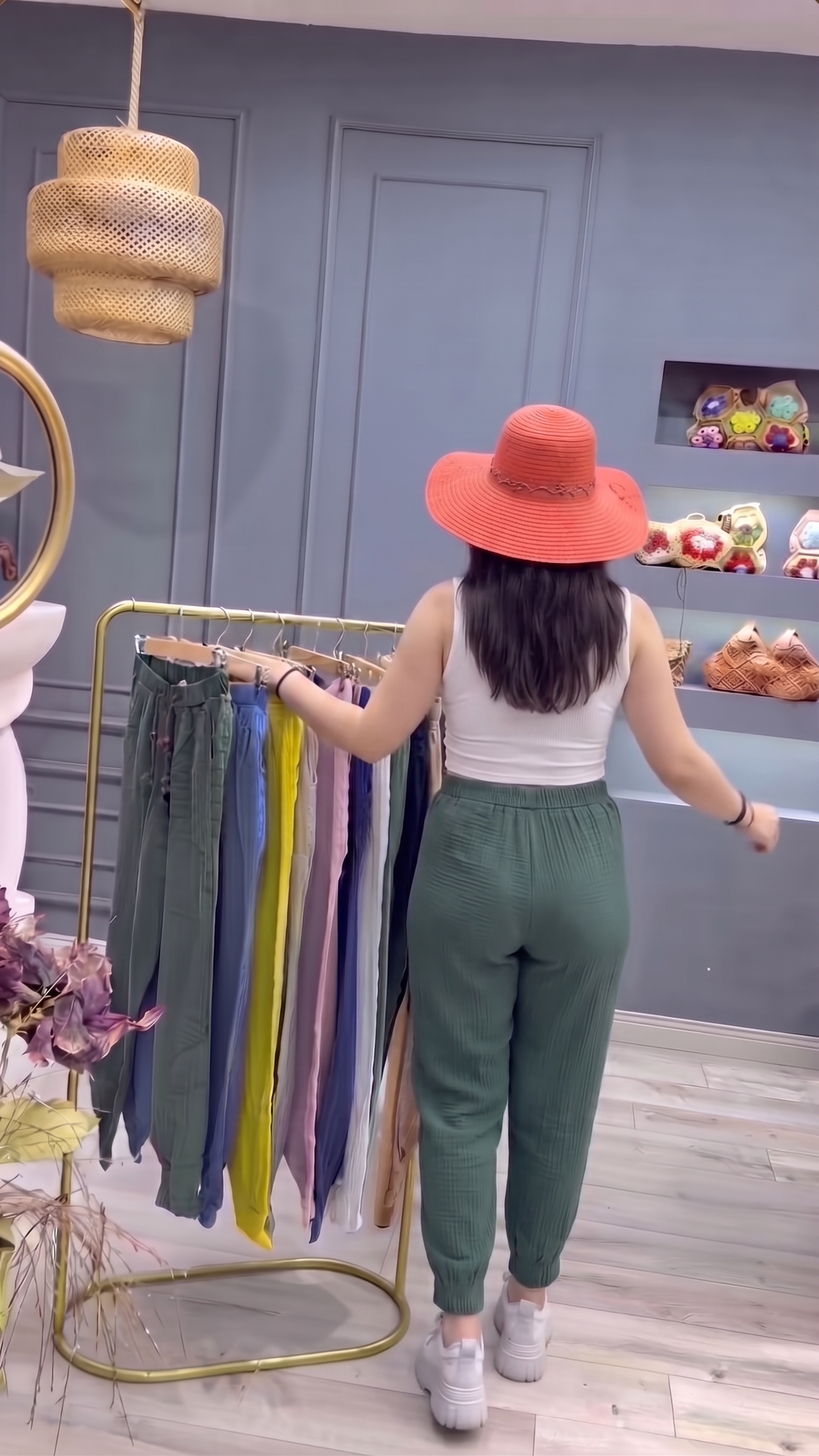 Kadın Müslin Pile Paça Pantolon Rahat Kalıp Lastikli Beli Bağcıklı Cepli Günlük Pantolon
