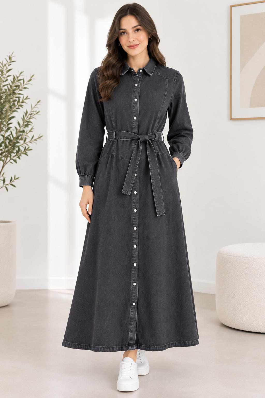 Kadın Siyah Denim Maxi Gömlek Elbise Uzun Kollu Gömlek Yaka Kuşaklı Düğmeli Uzun Mevsimlik Elbise